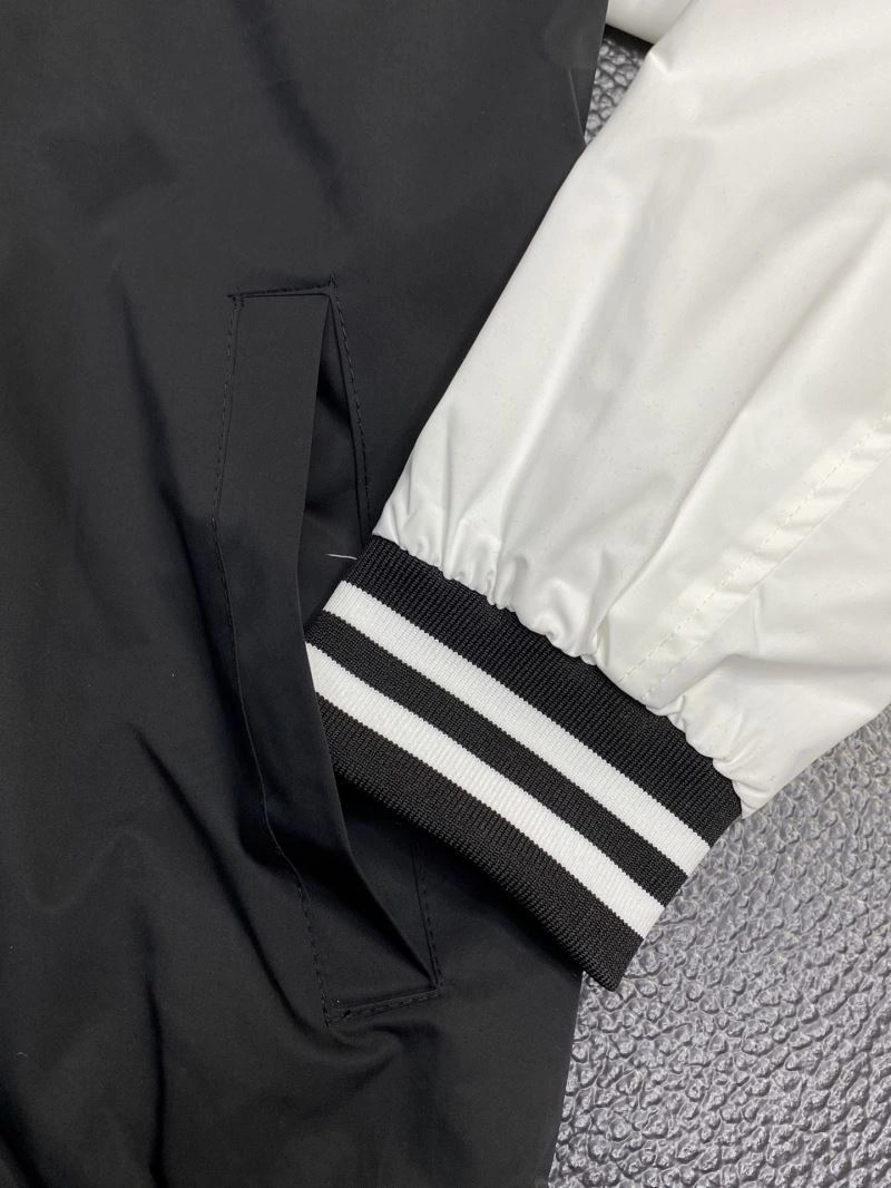 Moncler Outwear Packable 141575