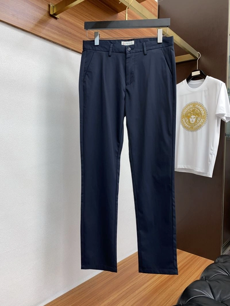 FashionForward Moncler Outwear 141571