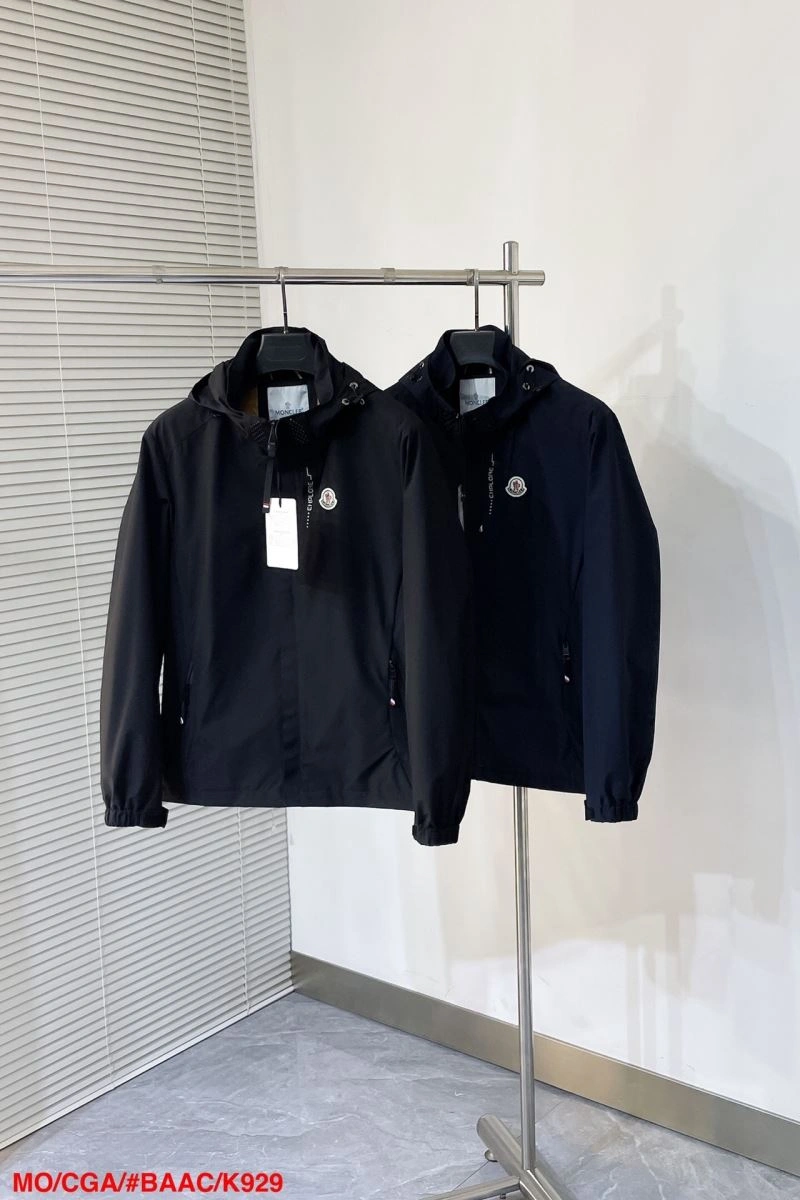 Flexible Moncler Outwear 141568
