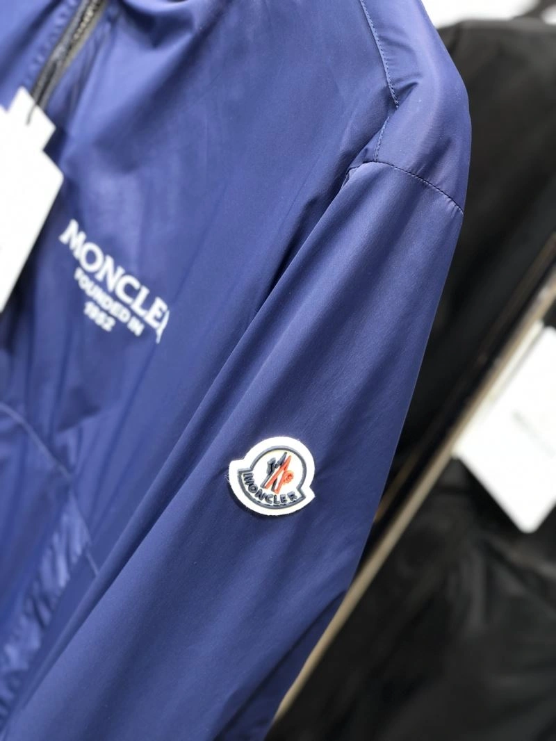 Moncler Outwear WrinkleFree 141570