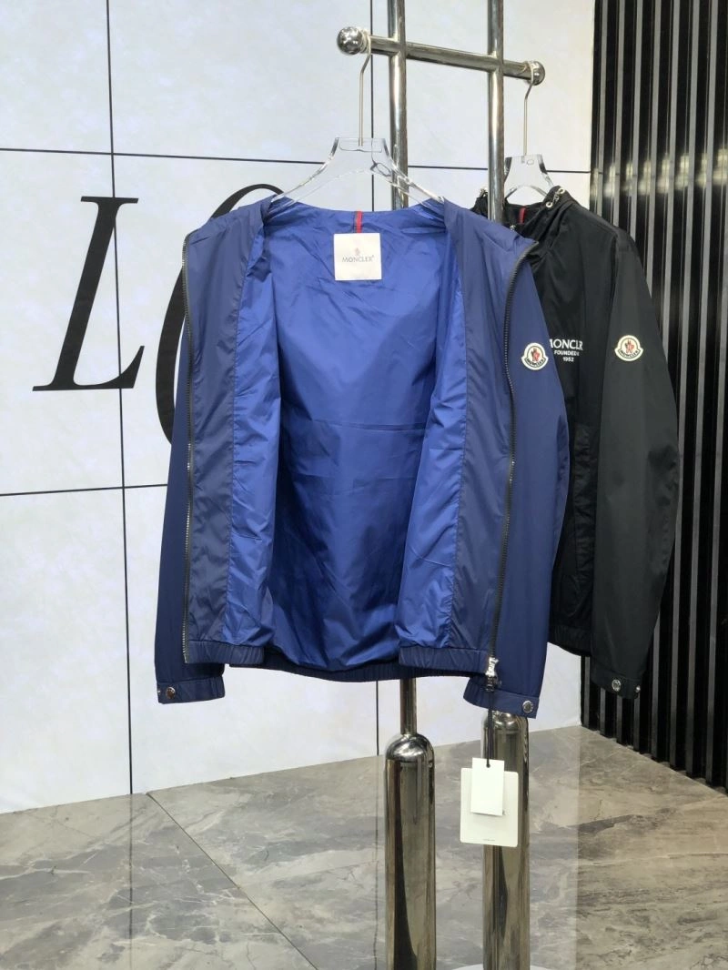 Moncler Outwear WrinkleFree 141570