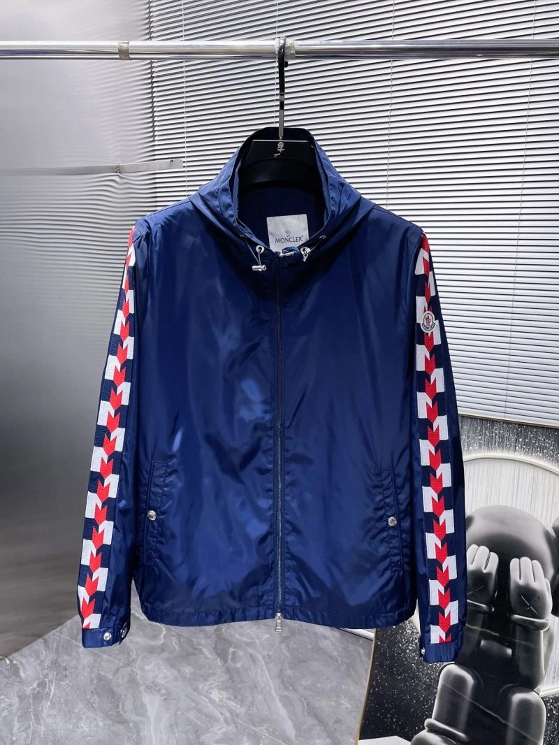 Attractive Moncler Outwear 141586