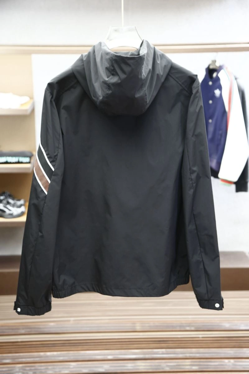Youthful Moncler Outwear 141563