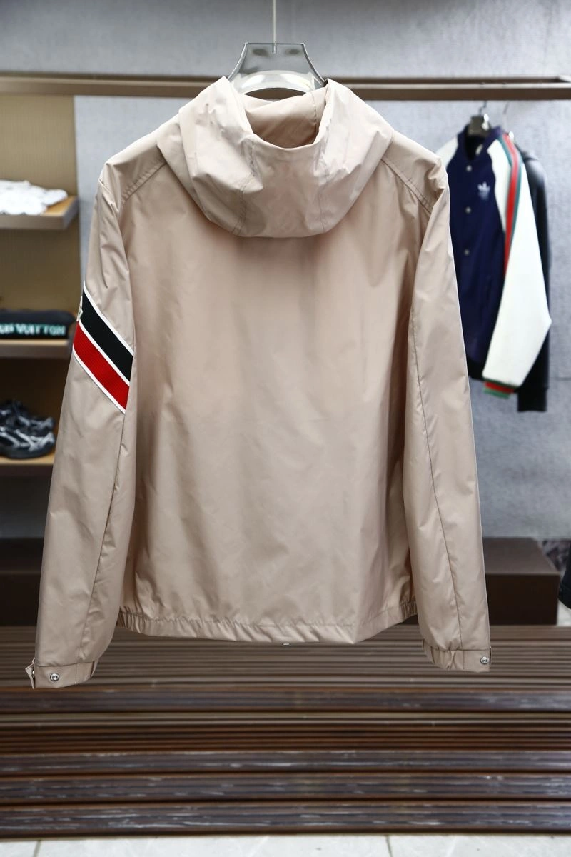 Youthful Moncler Outwear 141563