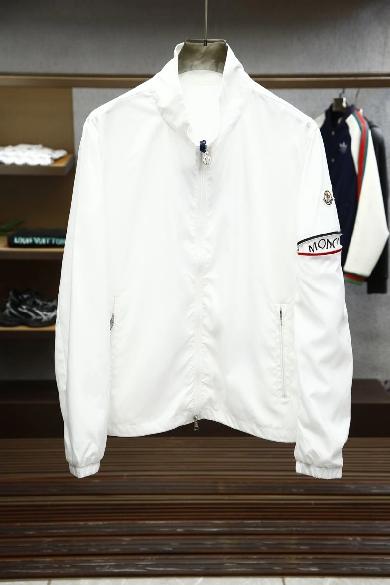 Moncler Outwear Popular 141562