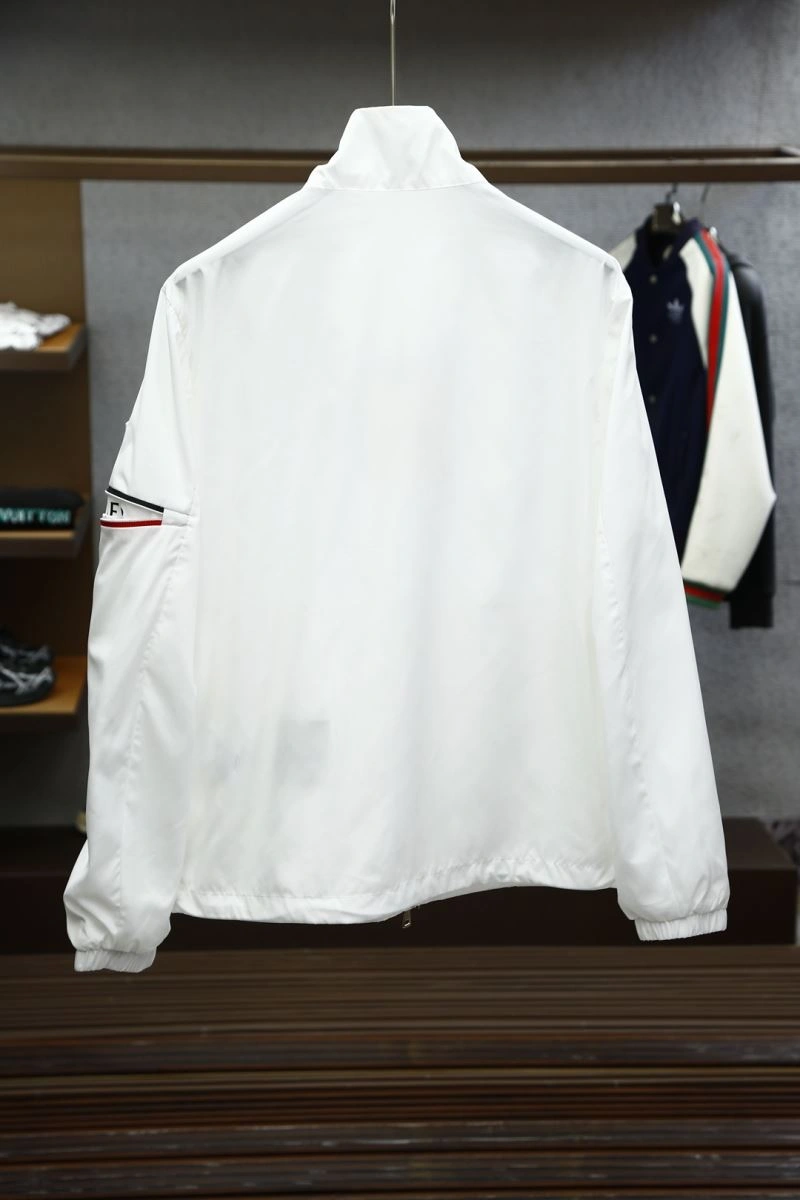 Moncler Outwear Popular 141562