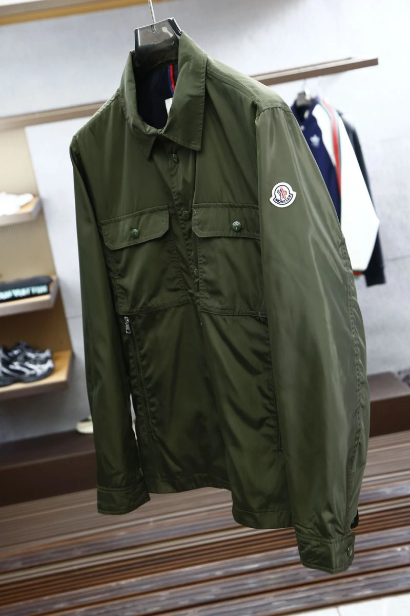 Durable Moncler Outwear 141560