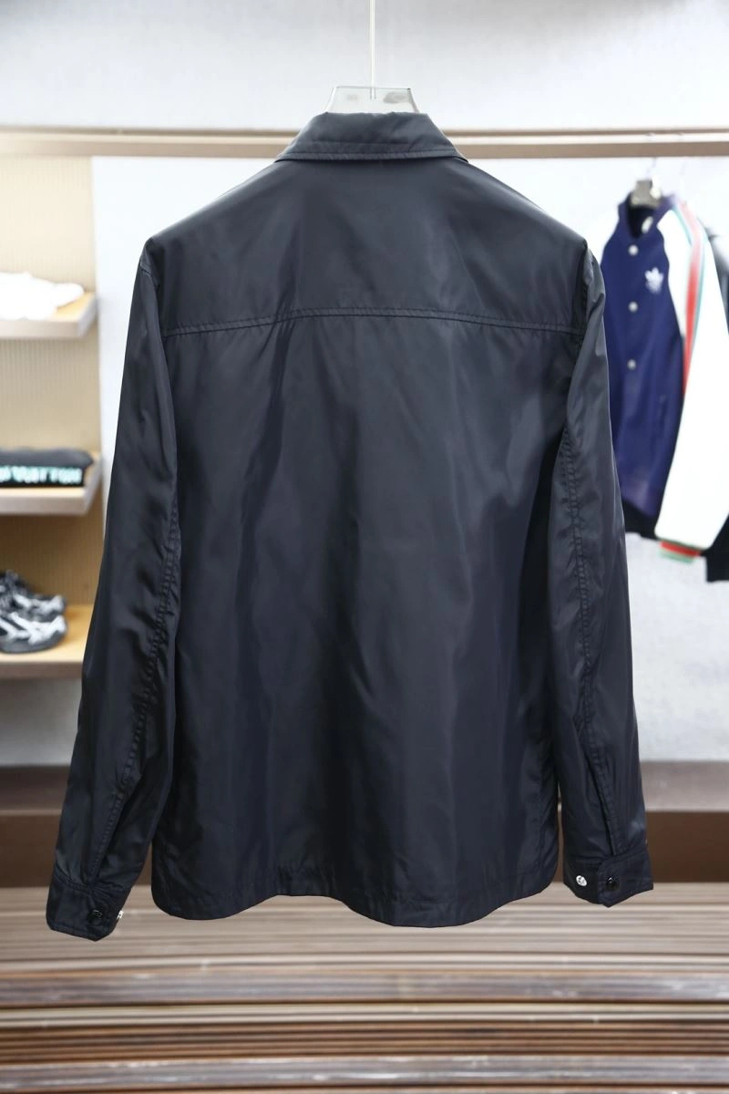 Moncler Outwear Comfortable 141558
