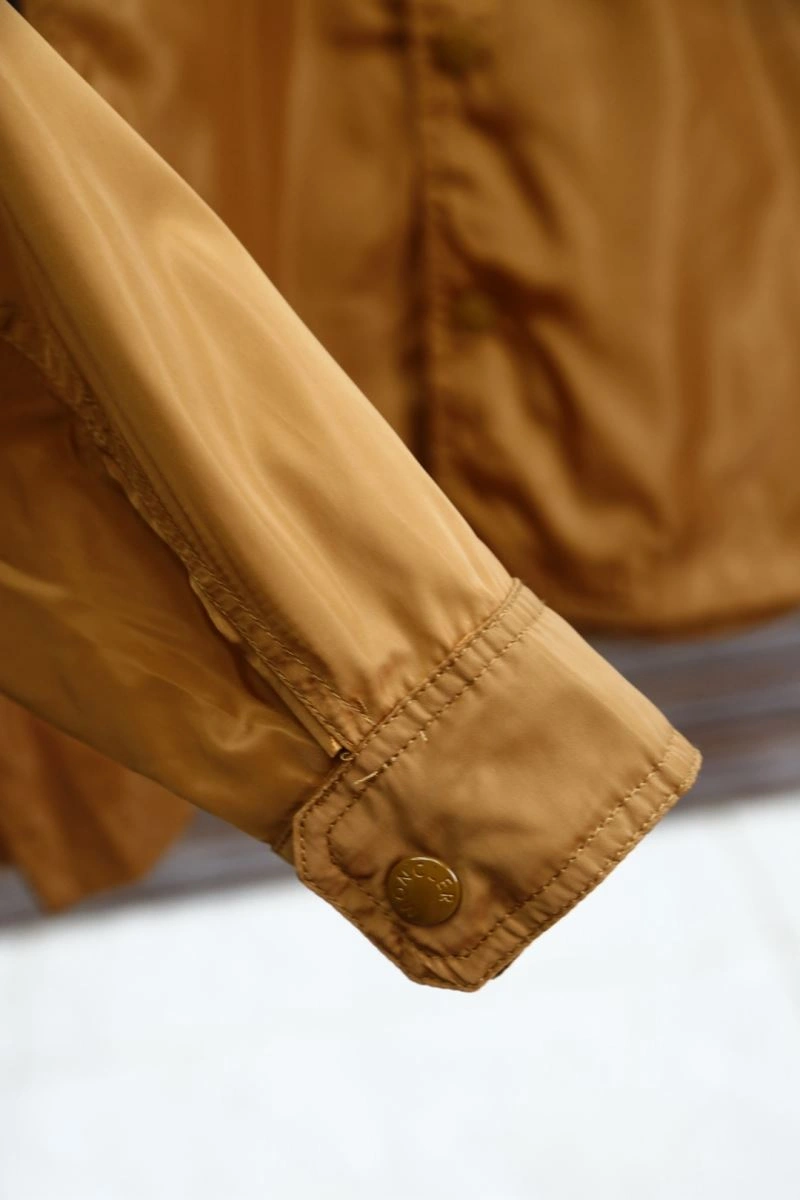 Moncler Outwear Comfortable 141558