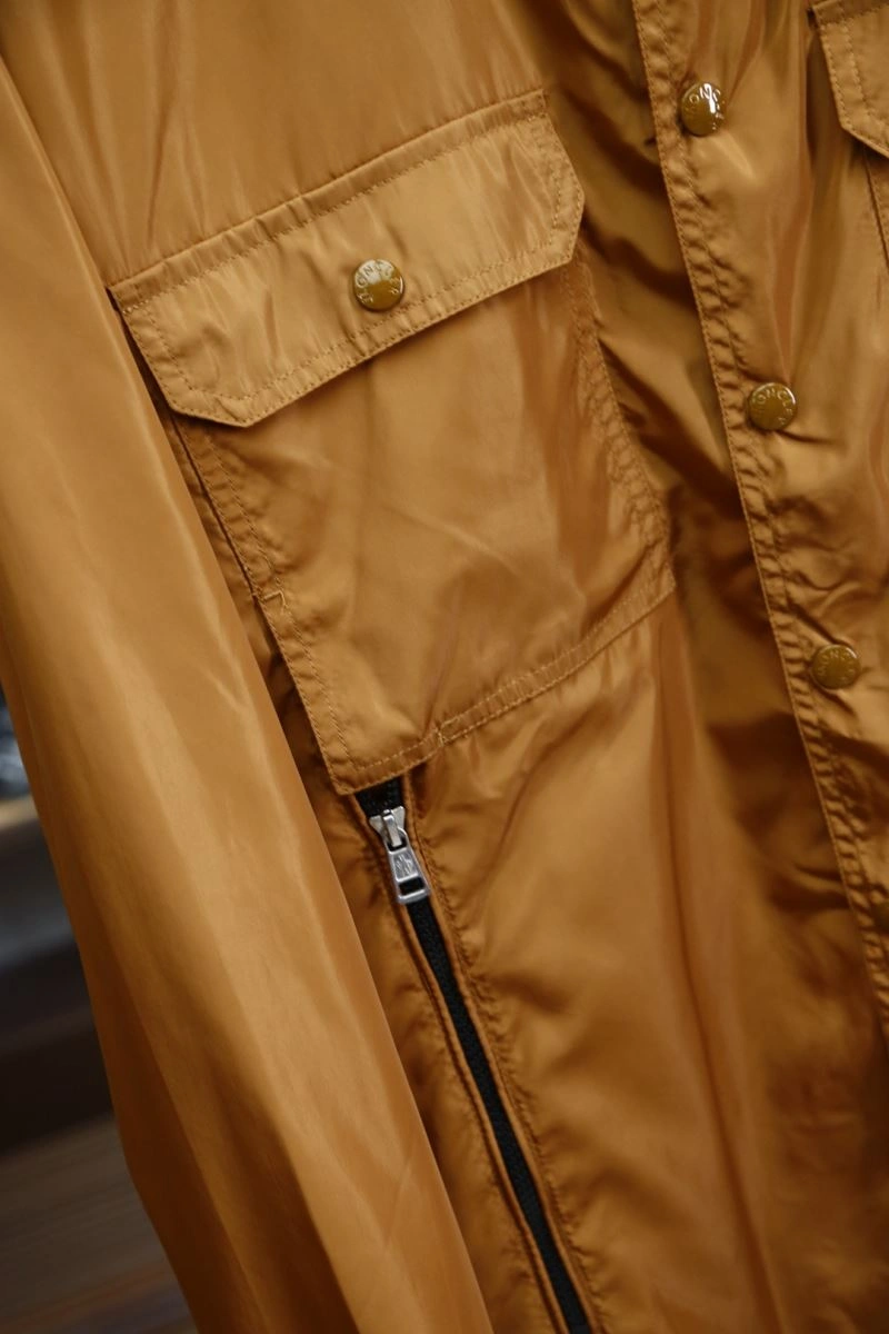 Moncler Outwear Comfortable 141558