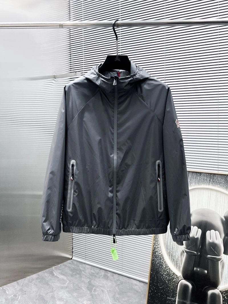 Popular Moncler Outwear 141551
