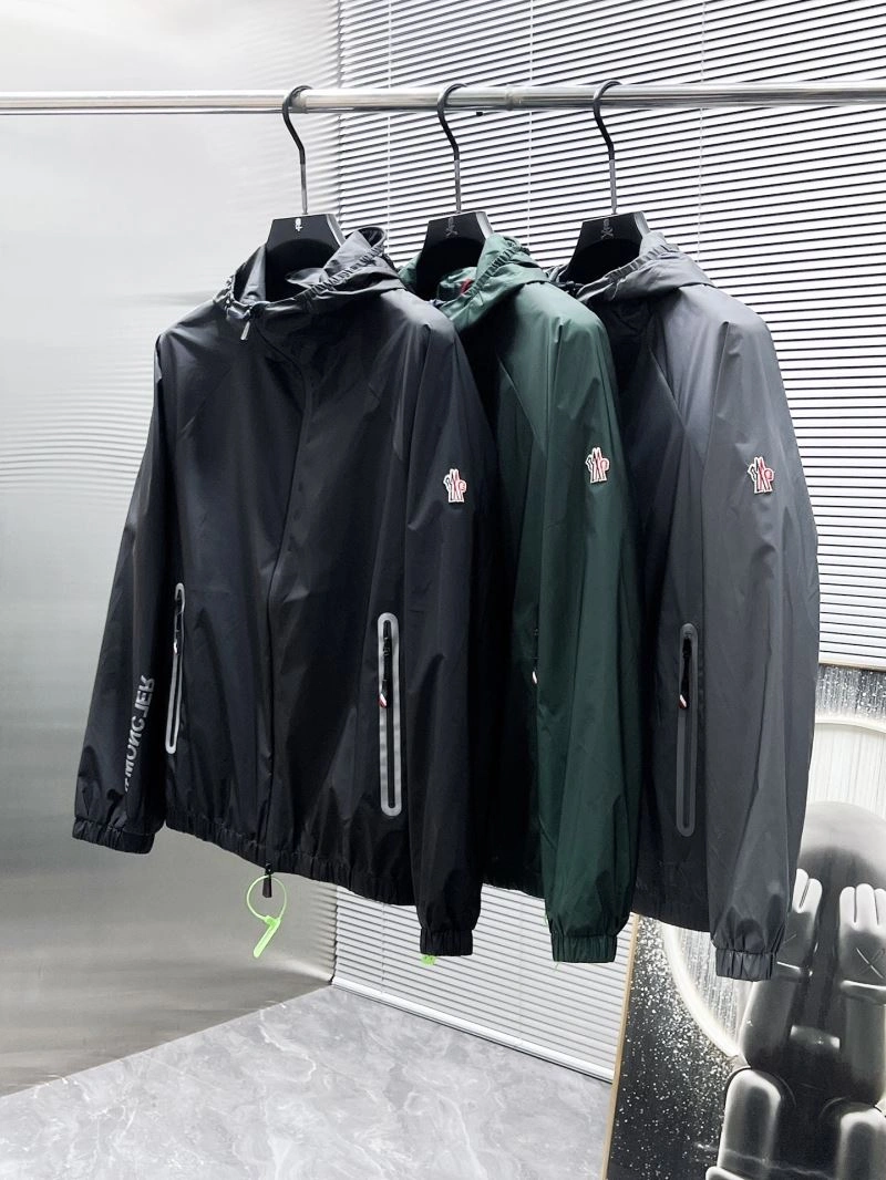 Popular Moncler Outwear 141551