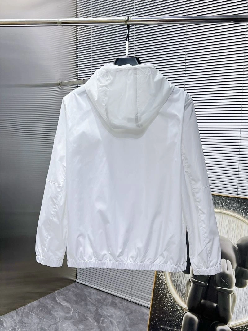 Elegant Moncler Outwear 141550