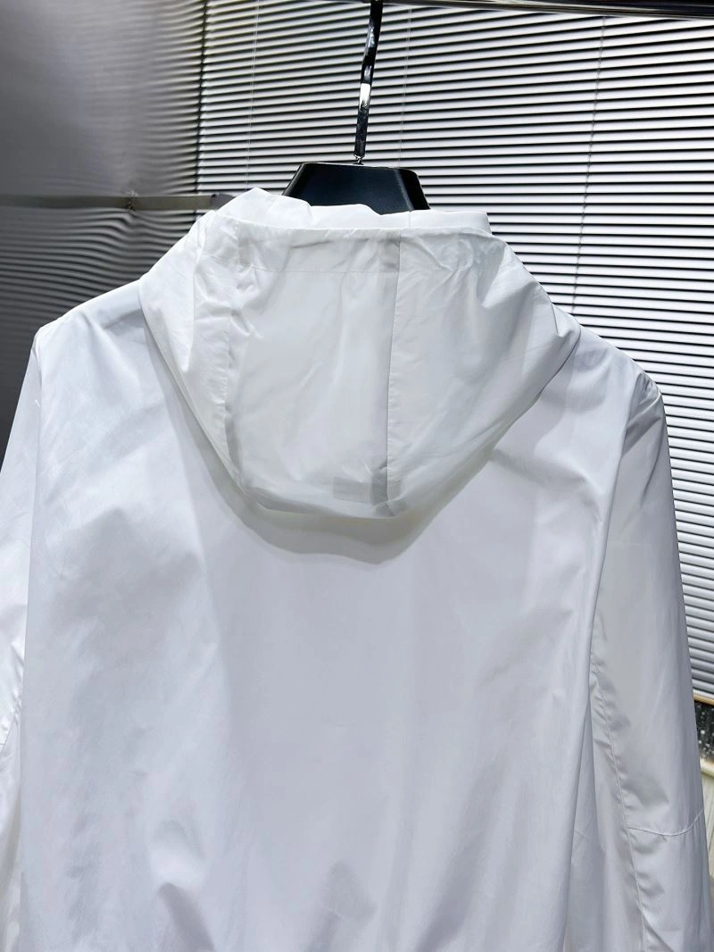 Elegant Moncler Outwear 141550