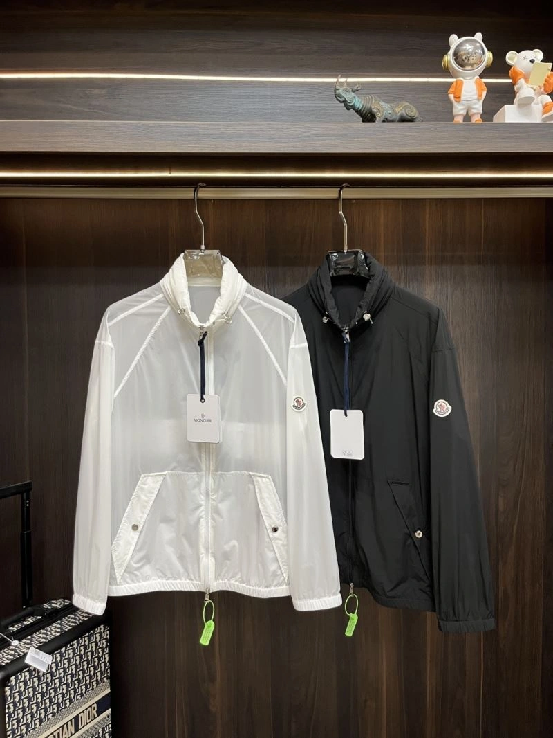 Moncler Outwear GoAnywhere 141549