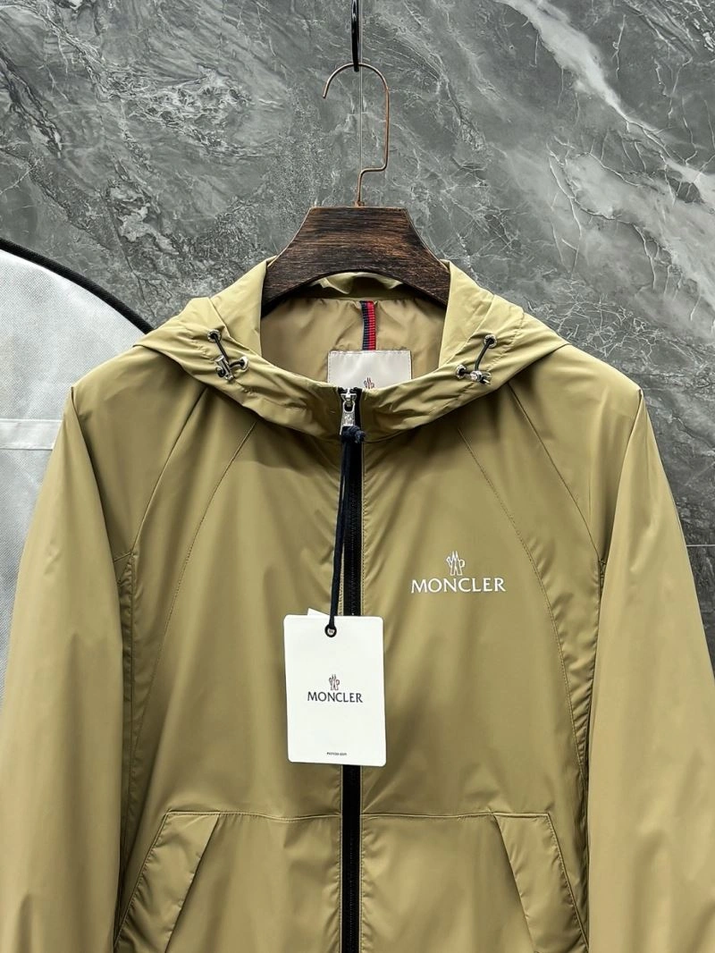 Moncler Outwear Unisex 141544