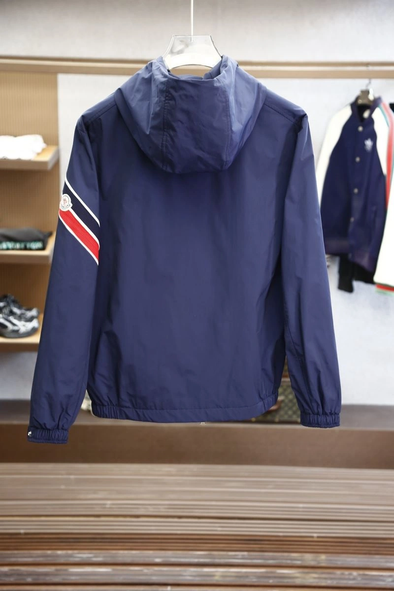 DailyWear Moncler Outwear 141540