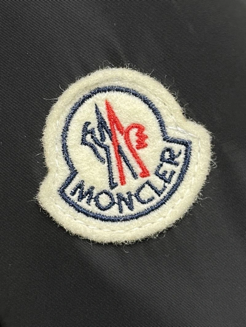 MoistureWicking Moncler Outwear 141536