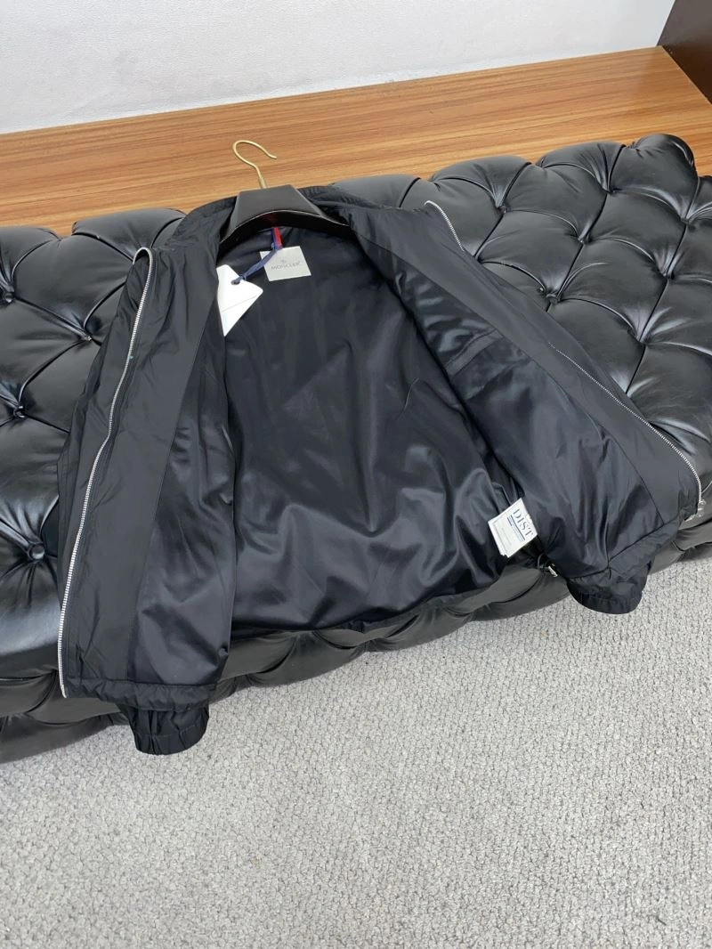 Stretchable Moncler Outwear 141530