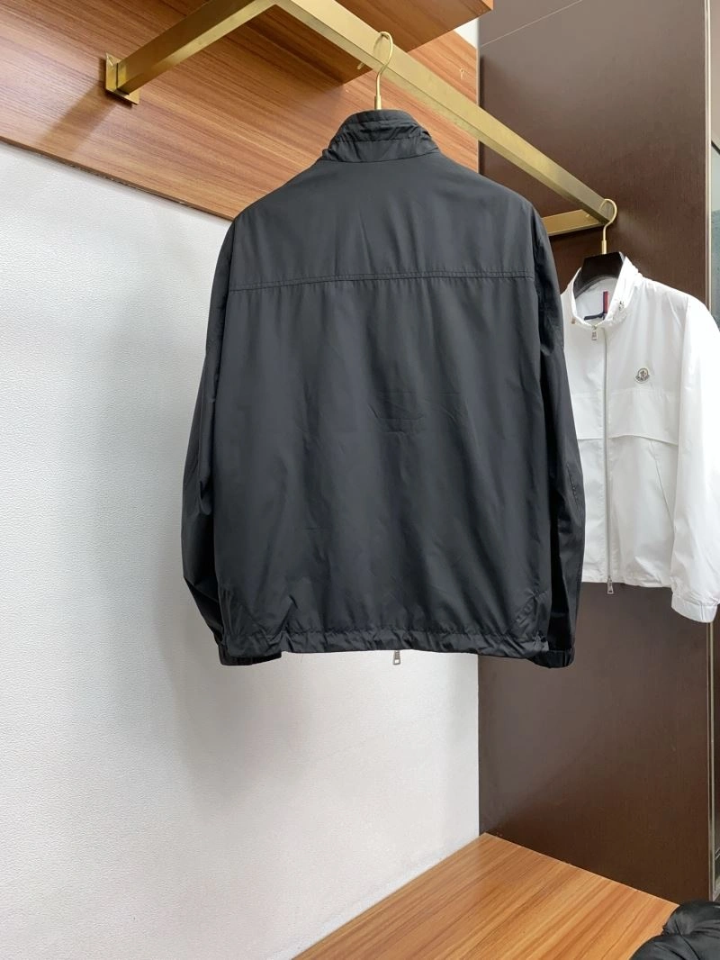 Stretchable Moncler Outwear 141530