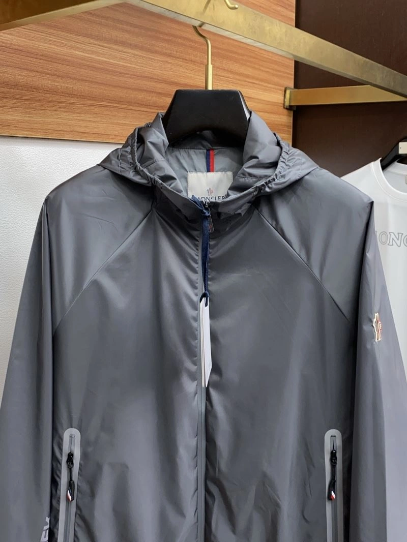 Moncler Outwear UrbanStyle 141526