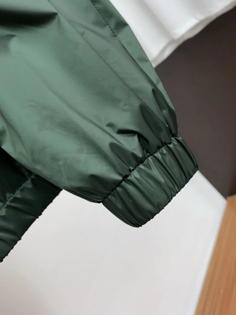 Unisex Moncler Outwear 141531