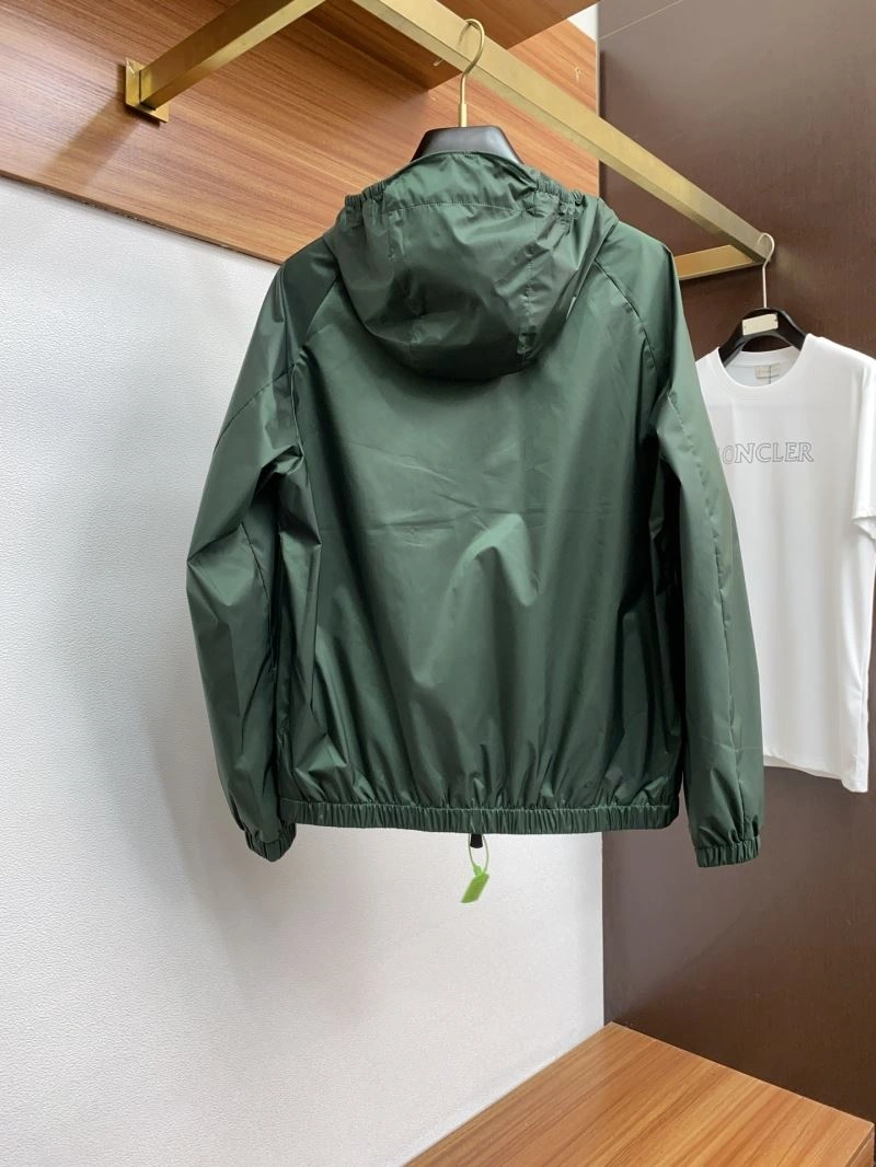 Unisex Moncler Outwear 141531