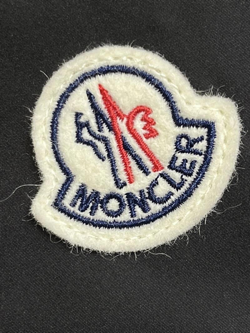 Moncler Outwear Effortless 141199