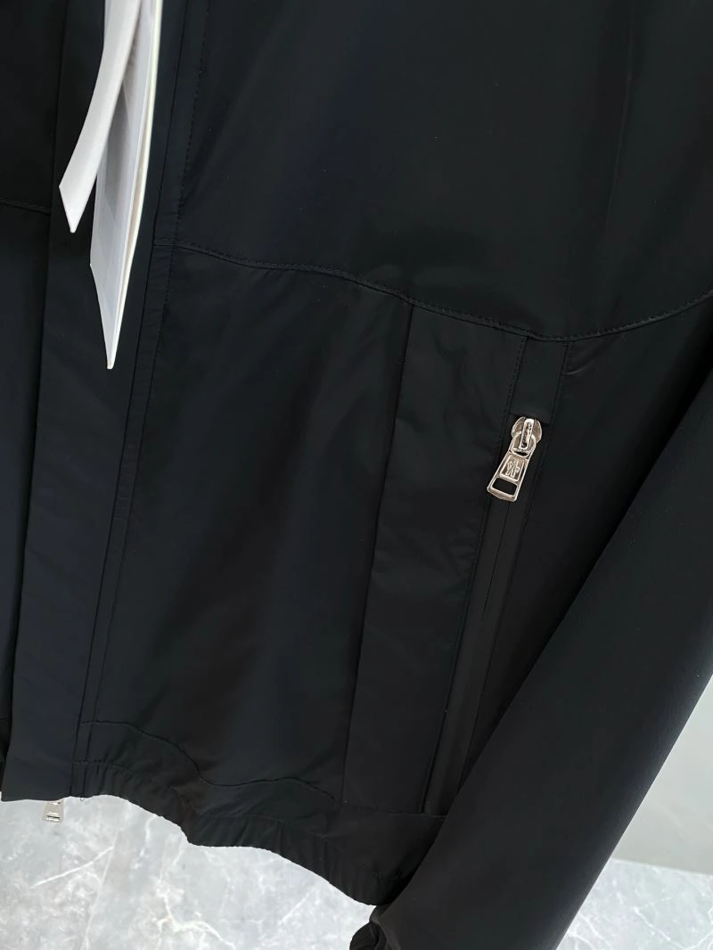 FlexibleFit Moncler Outwear 141194