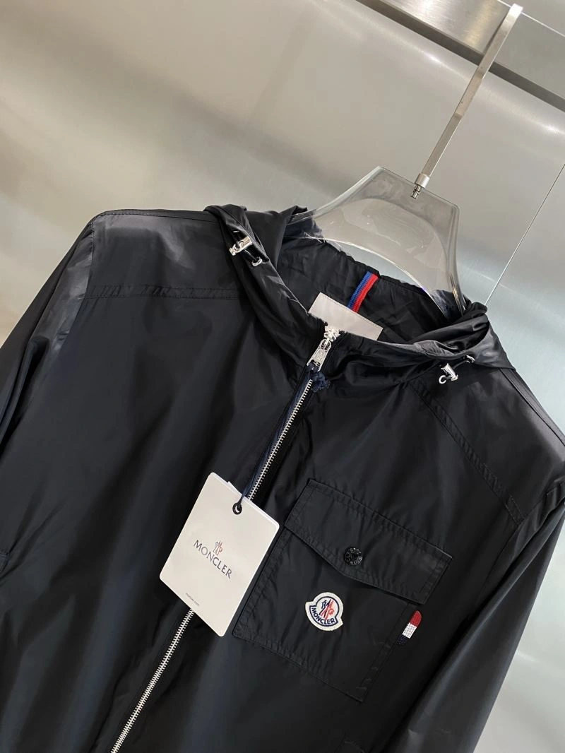 Moncler Outwear EyeCatching 141185