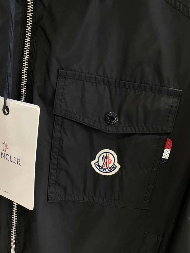Moncler Outwear EyeCatching 141185