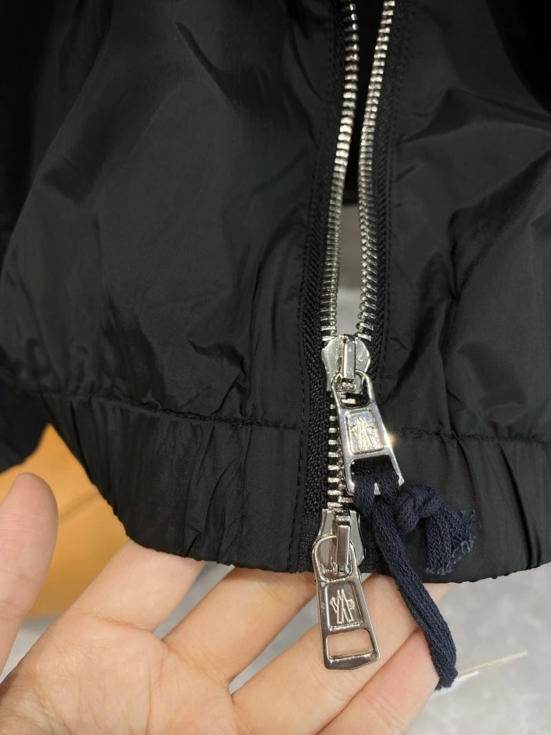 Moncler Outwear EyeCatching 141185
