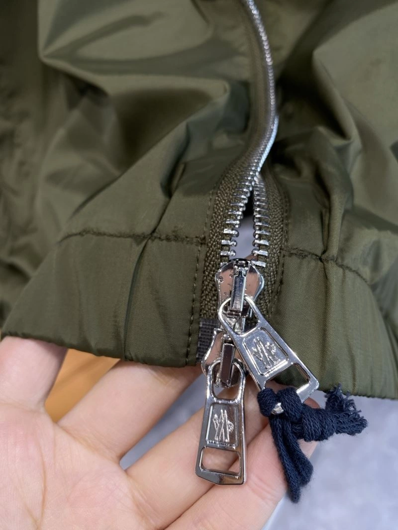 Supportive Moncler Outwear 141181