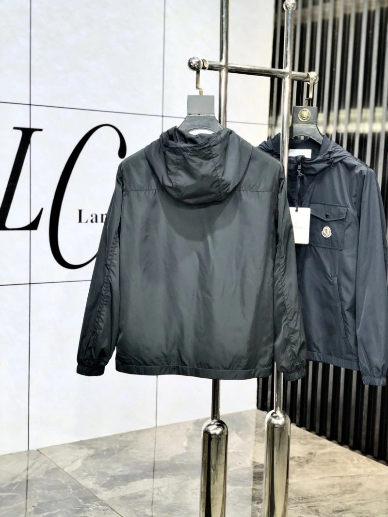 Moncler Outwear Casual 141198