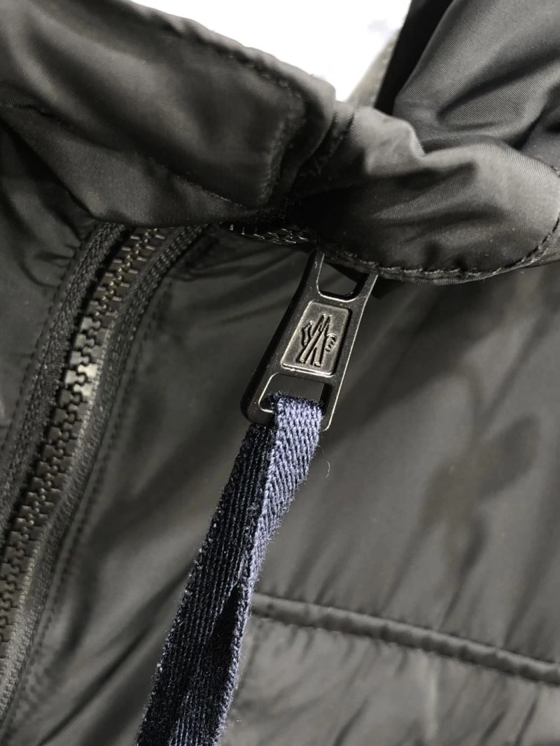 Moncler Outwear Casual 141198