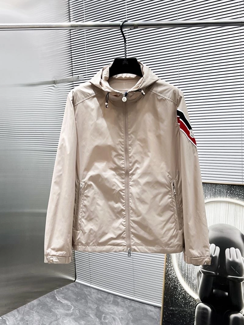 Moncler Outwear OnTrend 141208
