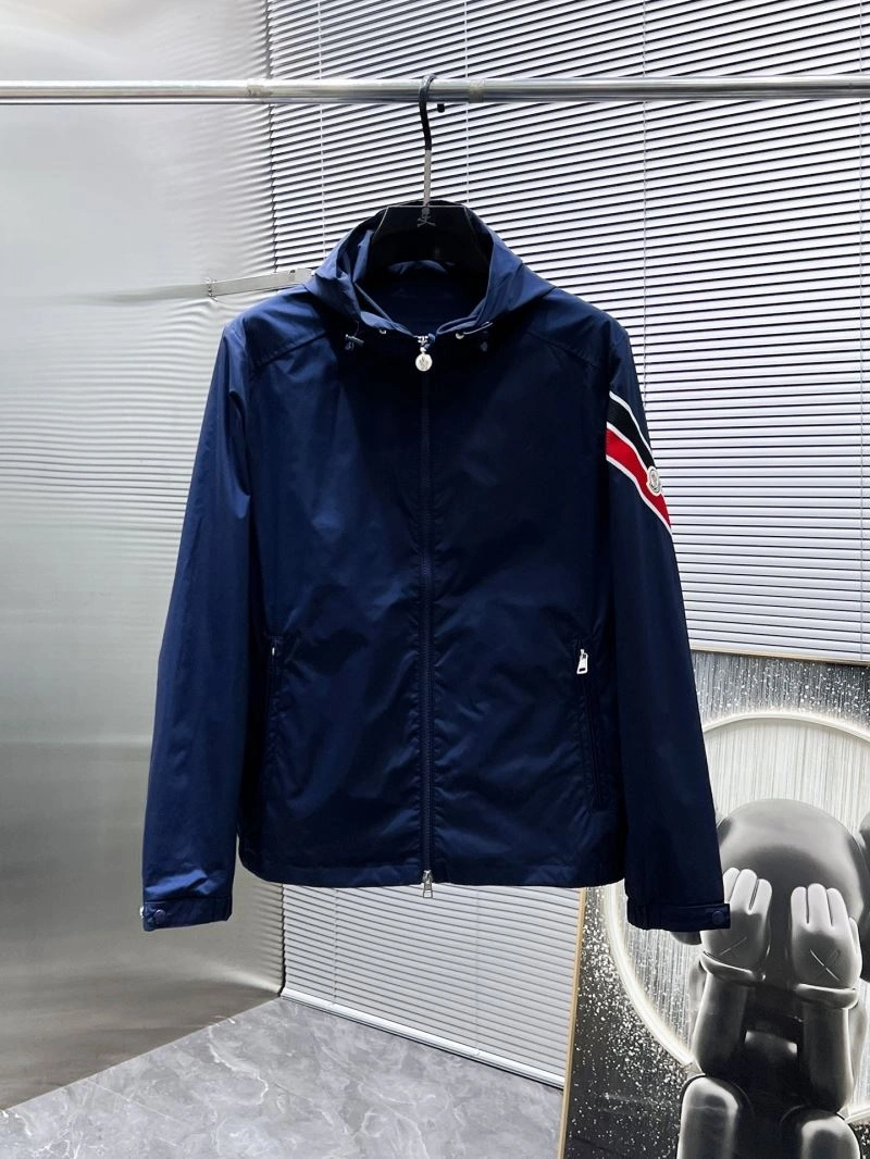 Moncler Outwear OnTrend 141208