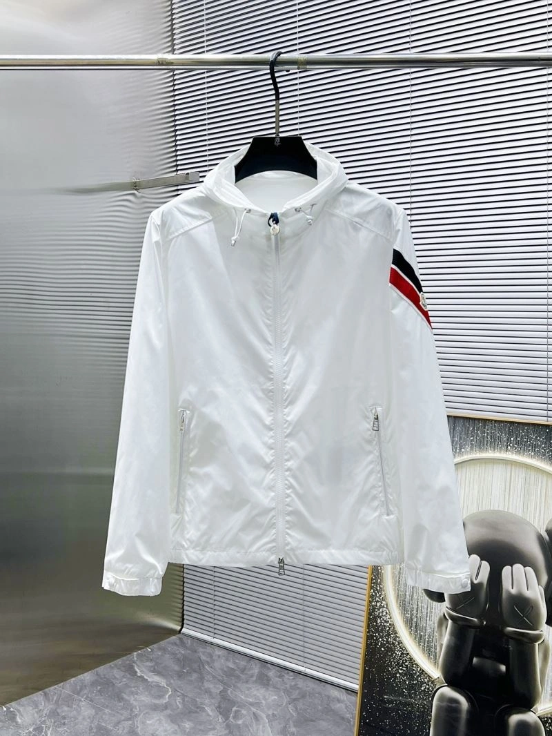 Moncler Outwear OnTrend 141208