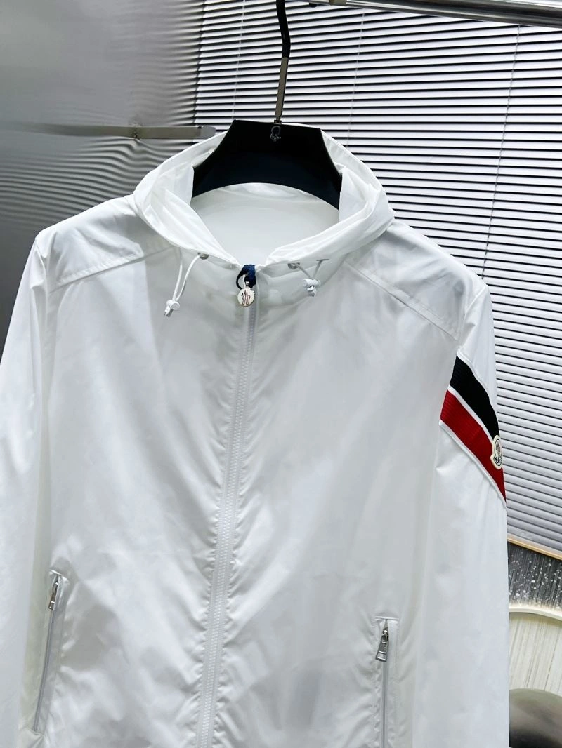 Moncler Outwear OnTrend 141208