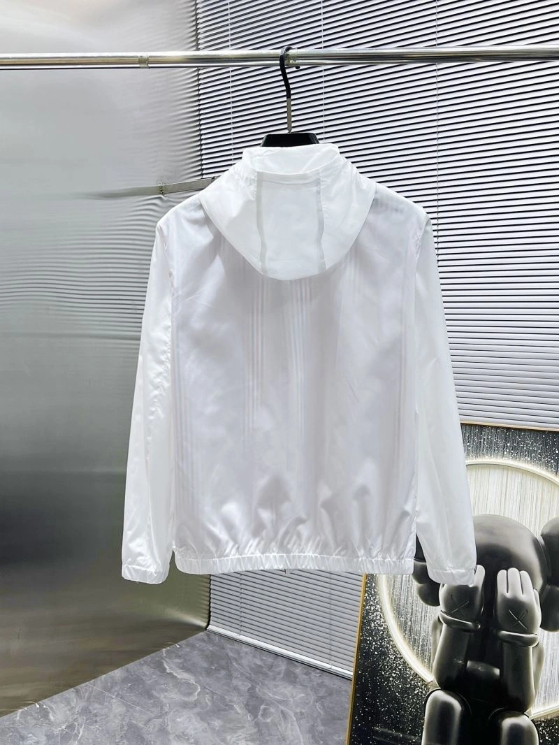 Trendsetting Moncler Outwear 141184