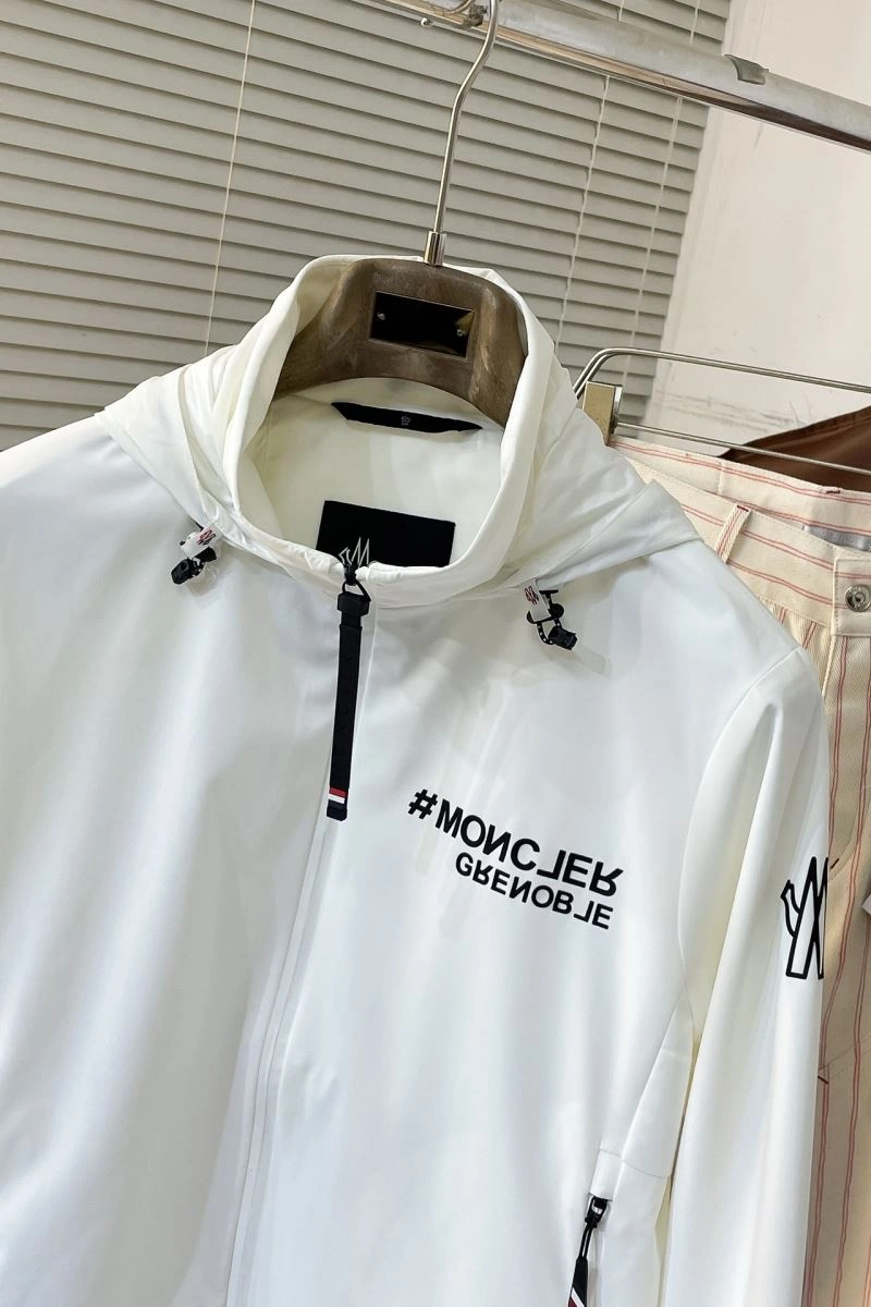 Moncler Outwear Contemporary 141178