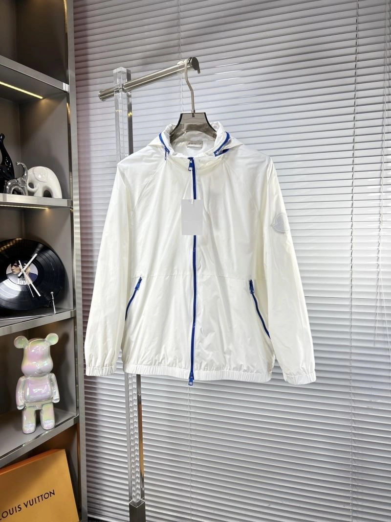 Moncler Outwear Casual 141154