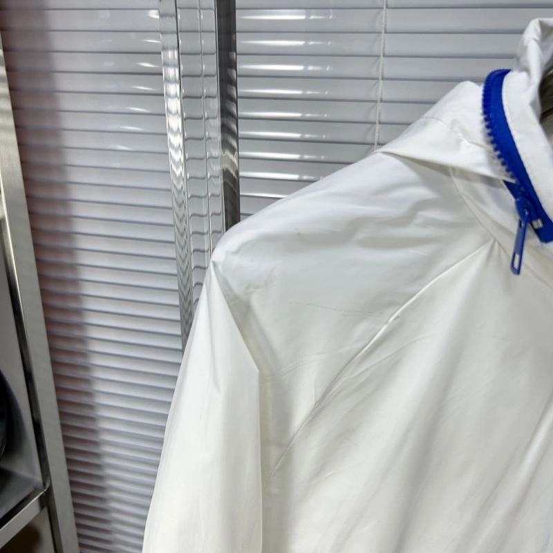Moncler Outwear Casual 141154