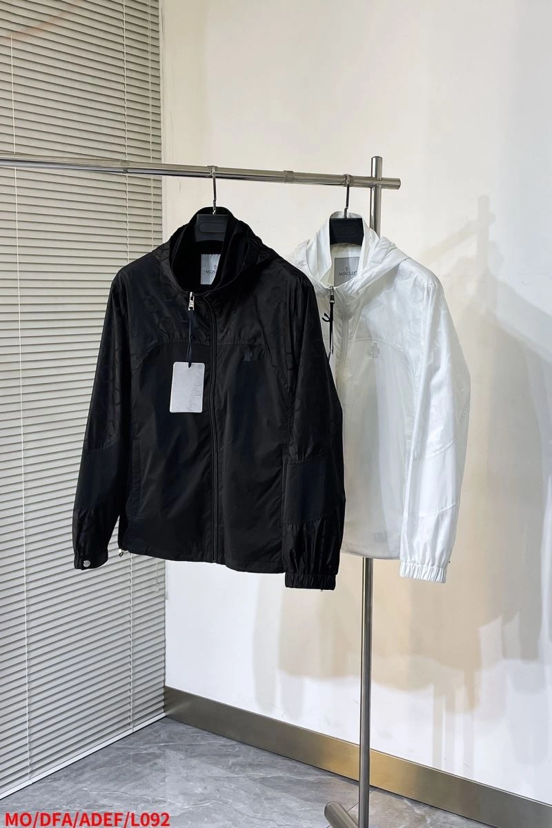 Moncler Outwear Functional 141164