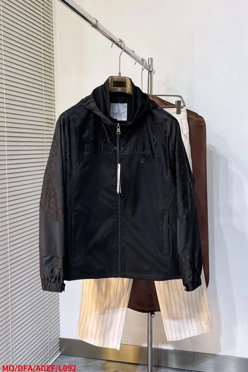 Moncler Outwear Functional 141164