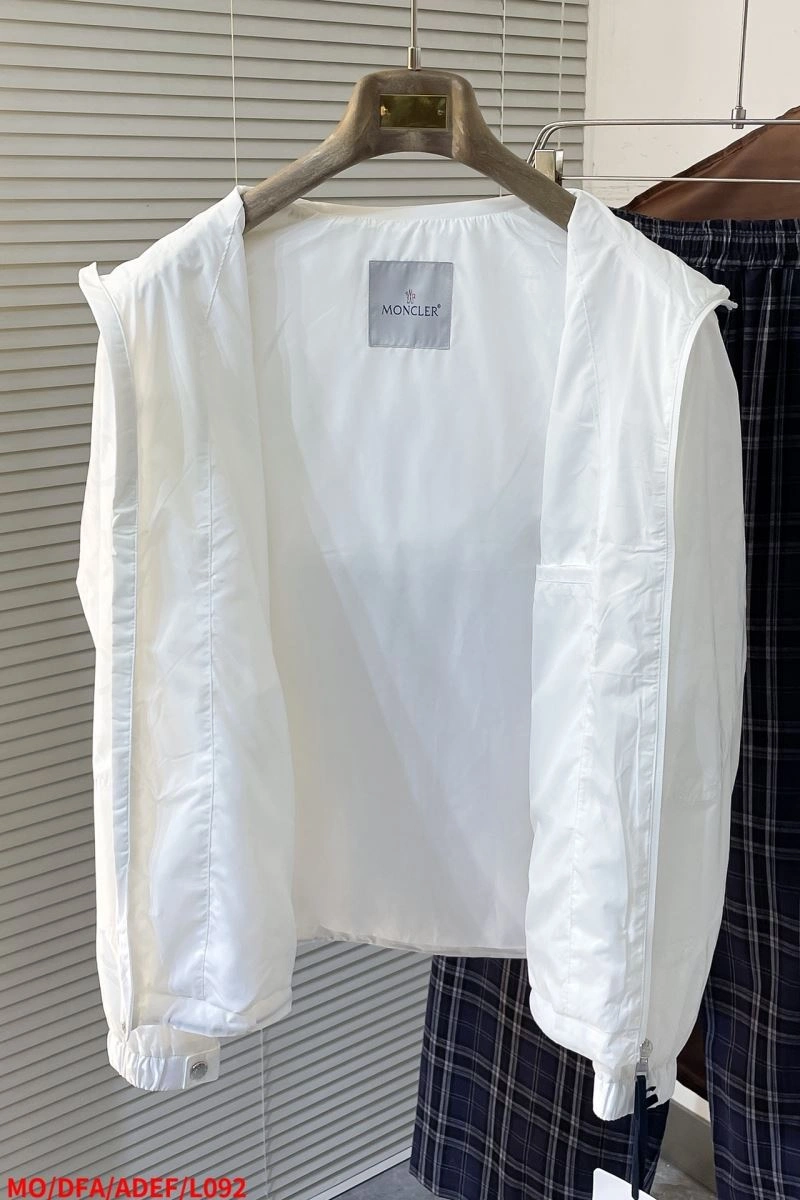 Moncler Outwear Functional 141164