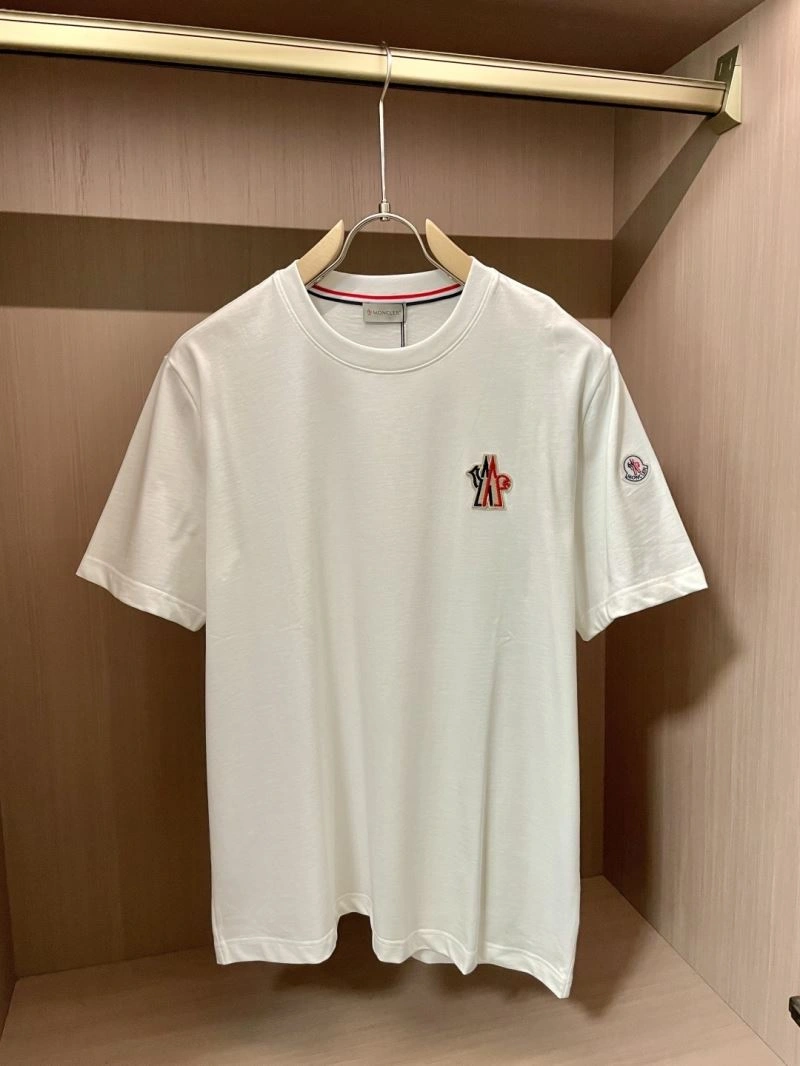 Durable Moncler Outwear 141151