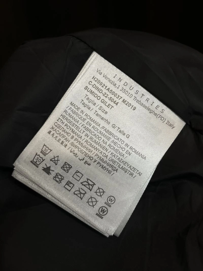 Stretchable Moncler Outwear 141157