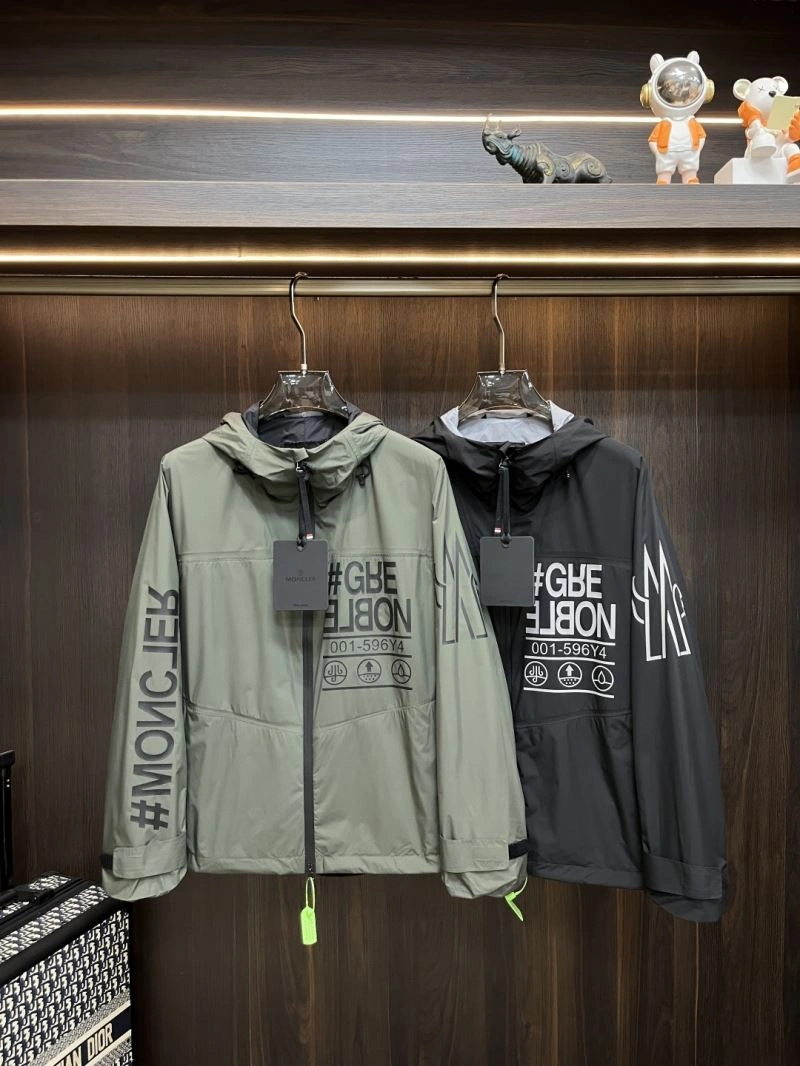Reliable Moncler Outwear 141166