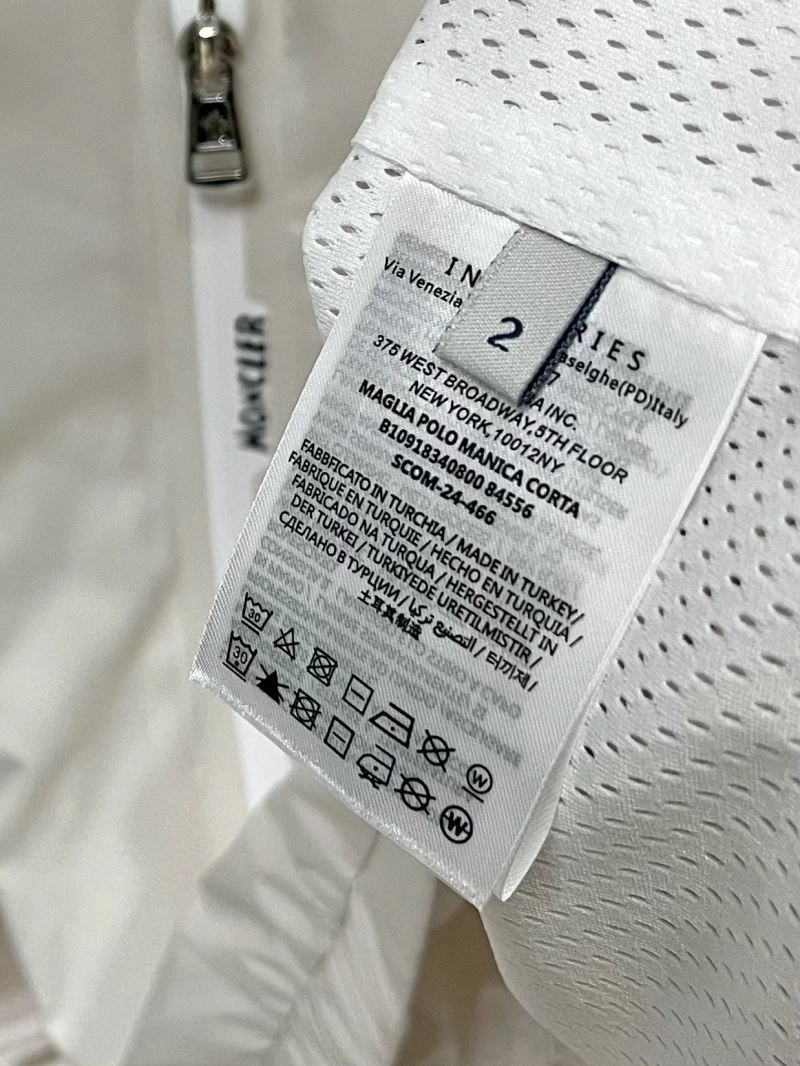 Soft Moncler Outwear 141155
